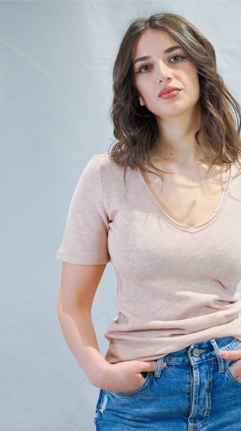 YAYA – T-shirt scollo V in jersey cotone rosa chiaro